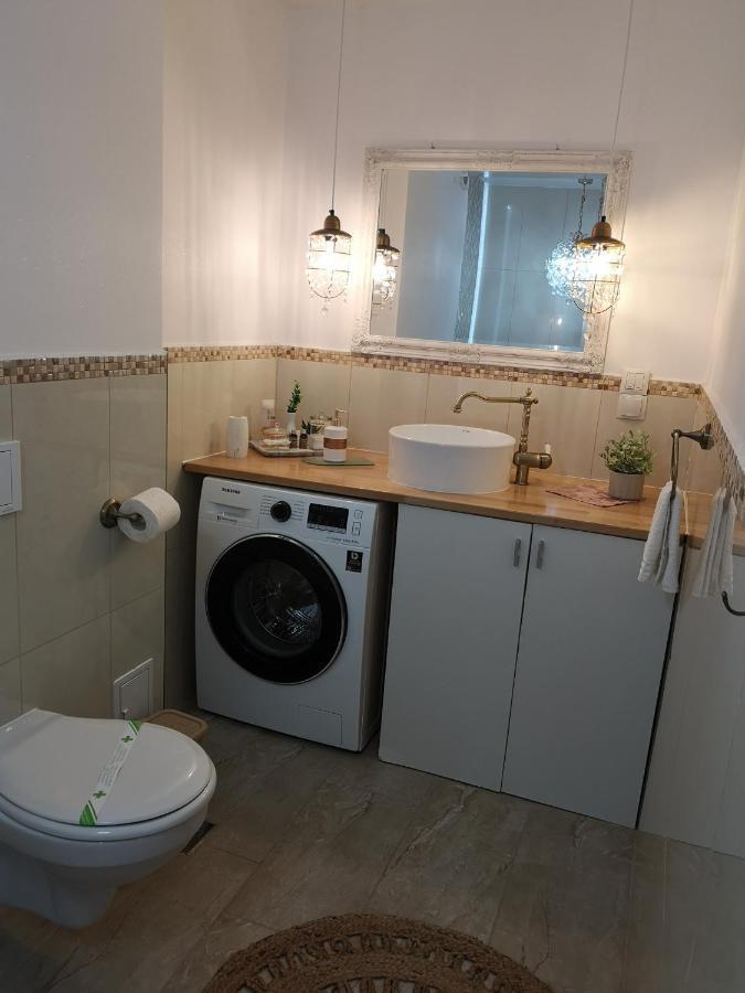 Ferienwohnung Penthouse Luxury Resita Exterior foto
