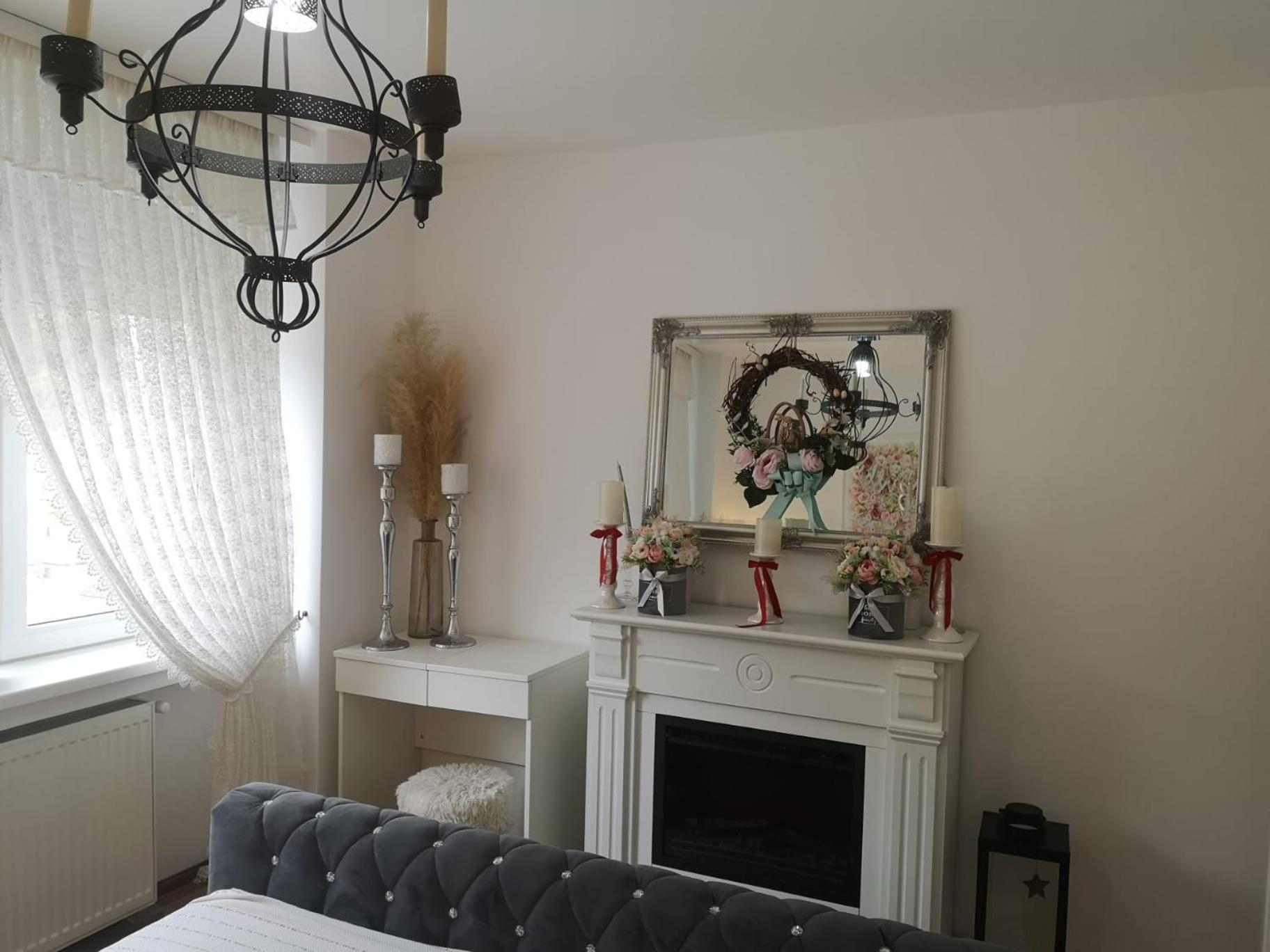 Ferienwohnung Penthouse Luxury Resita Exterior foto